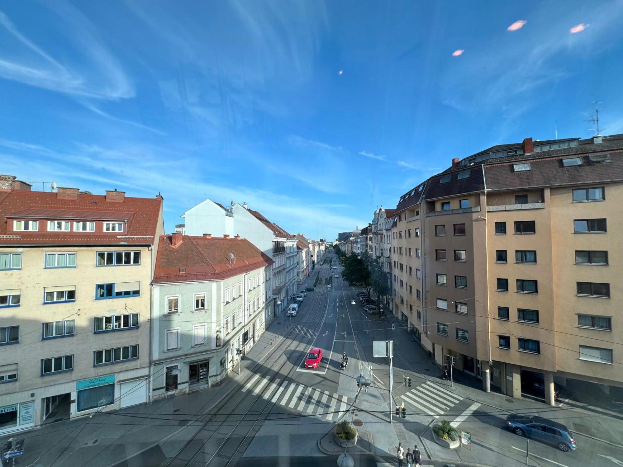 Modernes Apartment Im Zentrum Von Graz Exteriör bild